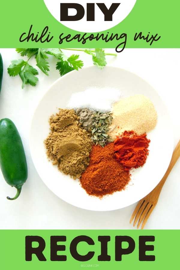 Chili Seasoning Mix Recipe: A Healthy Alternative for Traditional & Vegetarian Chili Recipes. Keep warm this winter with a cozy pot of homemade chili. Whether you're making traditional chili or try a vegetarian chili recipe, this easy chili seasoning mix is a must for your spice cabinet! This best chili spice mix recipe is a healthy alternative to store bought mixes containing too much salt, MSG & other unwanted ingredients. A healthy recipe for chili seasoning mix.