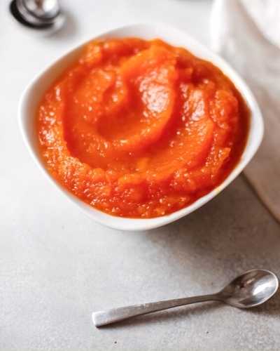 How to make a pumpkin butter recipe. This fall favorite is a great way to spice up everyday dishes like pancakes, yogurt and overnight oats. 