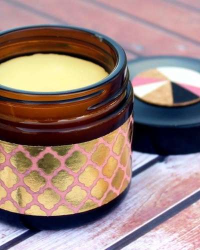 This healing salve recipe for winter skin care hydrates & protects skin. It also contains warming essential oils for improved circulation.