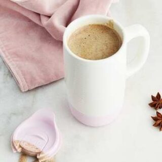 Enjoy the spicy flavors of chai tea with this instant vanilla chai tea mix recipe for easy chai tea lattes to enjoy as a flavorful winter drink.