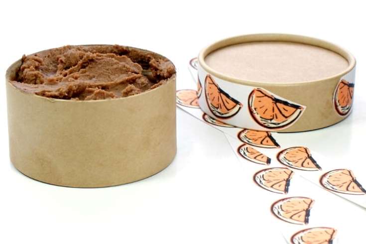 How to make non greasy body butters with essential oils as a natural body moisturizer for dry skin relief and winter skin care. This homemade body butter recipe with shea butter is enriched with the skin protectant lanolin and contains an essential oil blend of cocoa absolute and sweet orange essential oil. A wonderful DIY body butter for dry skin care, this non greasy body recipe also makes wonderful homemade gifts for friends and family.