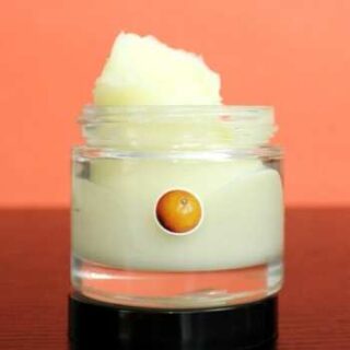 This orange peppermint body butter recipe with essential oils and shea butter makes a wonderful body moisturizer for dry skin care. Enjoy the aromatherapeutic benefits of this non greasy body butter in addition to its moisturizing skin care benefits for dry skin relief.