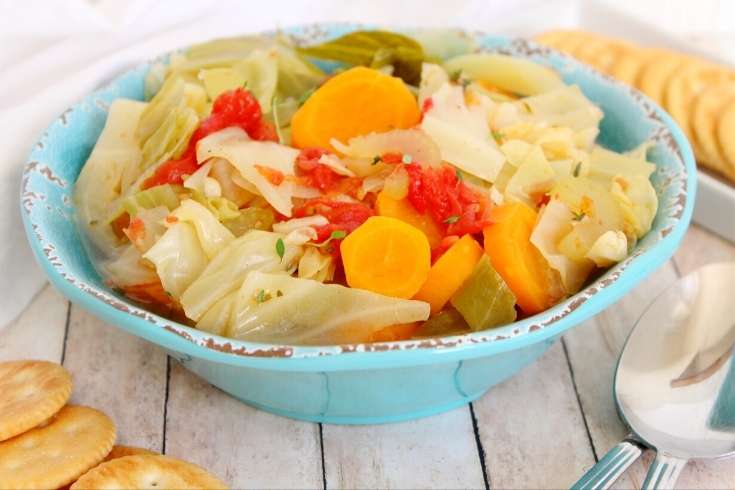 Healthy cabbage soup recipe. Learn how to make this fat burning cabbage soup recipe in the crockpot or on the stovetop. This vegetarian cabbage soup recipe is a healthy, low-calorie dinner idea for winter. Learn how to make cabbage soup from scratch either on the stovetop or in a slow cooker with this easy, winter soup recipe. This easy cabbage soup recipe is made with cabbage, carrots, celery, tomatoes and some spices. It’s cooked in a base of vegetable broth for a vegetarian or vegan option.