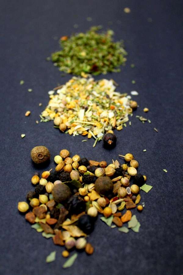 Organic spice blends for your favorite recipes. These organic spice blends from Mountain Rose Herbs for this project, each chosen for foods that men love to cook like grilled steaks, tacos and even dill pickles for sandwiches and burgers. These deliciously handcrafted organic spice blends are always made with the freshest and most flavorful organic spices from around the world. They are certified organic as well as kosher certified. Use them to prepare your favorite homemade dishes for dinner.