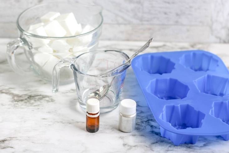ingredients for easy melt and pour soap recipe without lye