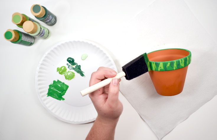 how to paint watermelon pots using acrylic paint and terracotta flower pots