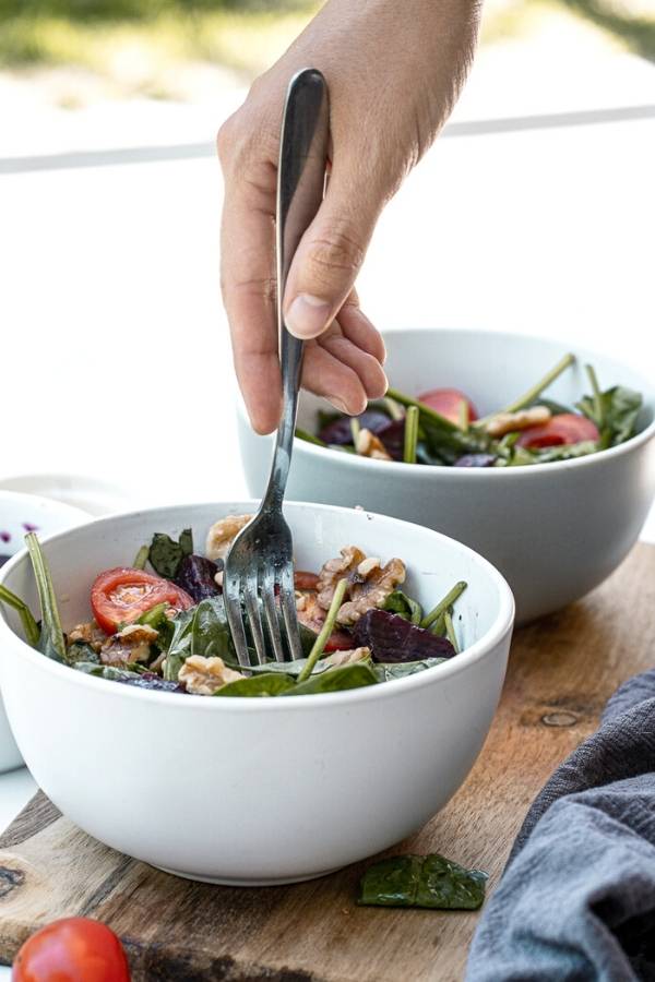 simple raw beet salad