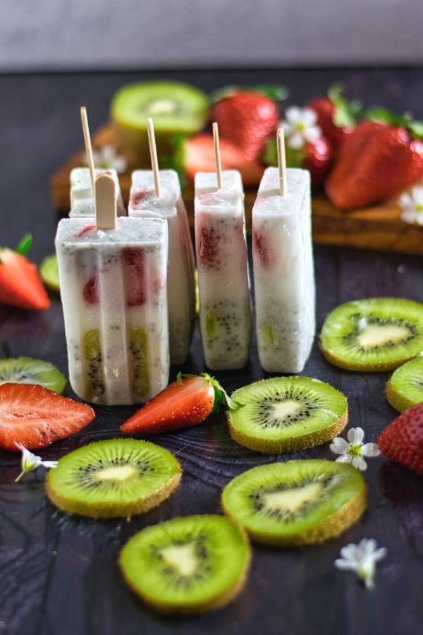 kiwi strawberry fruit popsicles