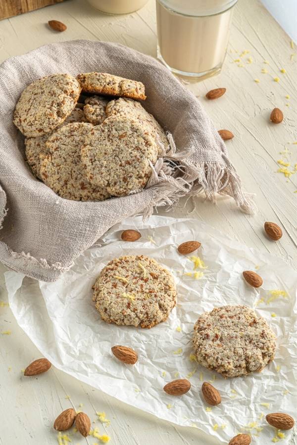 soft almond sugar cookies