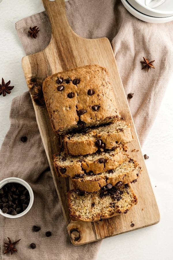 zucchini bread with chocolate chips