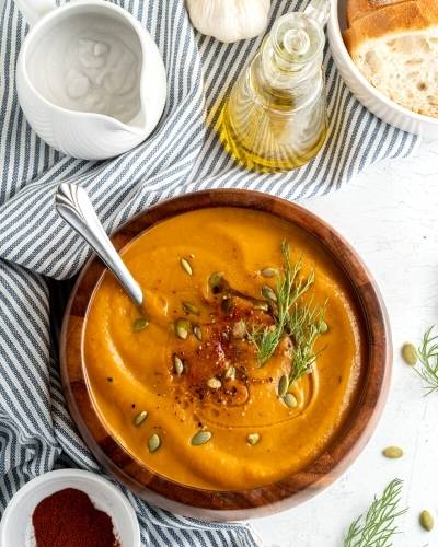 vegan roasted pumpkin soup