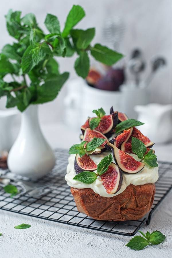 fig dessert cake