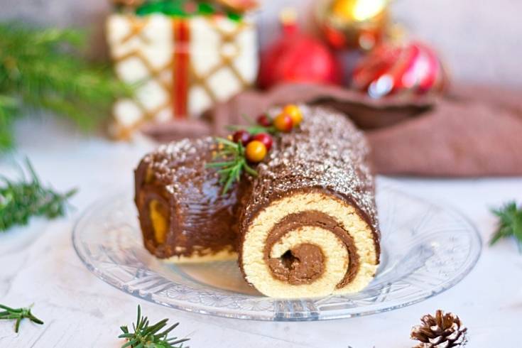 christmas roll cake dessert
