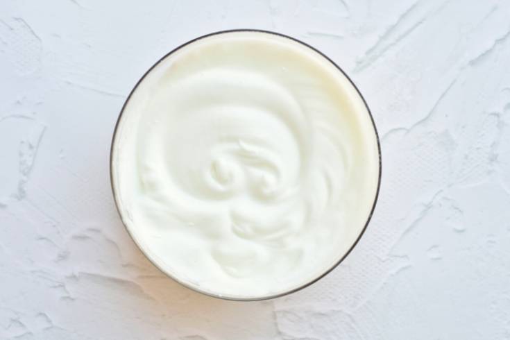 mix eggs white and sugar for christmas cake batter