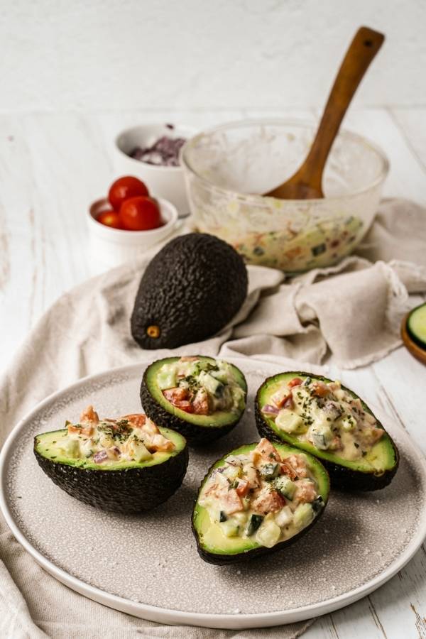 vegan stuffed avocados